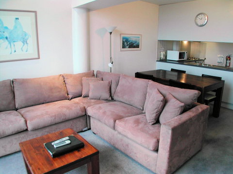 Lantern 1 Bedroom Balcony With Panoramic View - Tourism Townsville 20