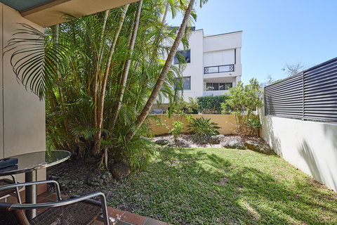 Waves Byron Bay - Tourism Townsville 32