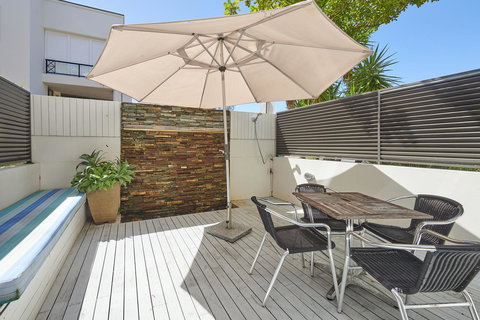 Waves Byron Bay - Tourism Townsville 38