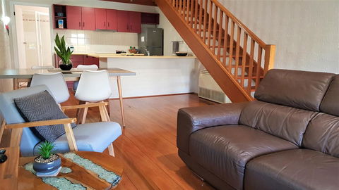 Great Escape Lofts - Tourism Townsville 0