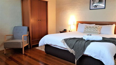 Great Escape Lofts - Tourism Townsville 13