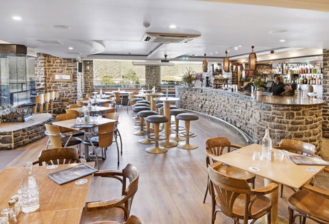 Banjo Paterson Inn - Tourism Townsville 9
