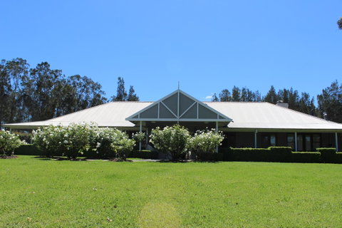 Thistle Hill Guesthouse - Walk To Many Wineries And Restaurants - Tourism Townsville 1
