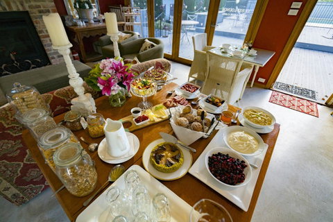 Thistle Hill Guesthouse - Walk To Many Wineries And Restaurants - Tourism Townsville 23