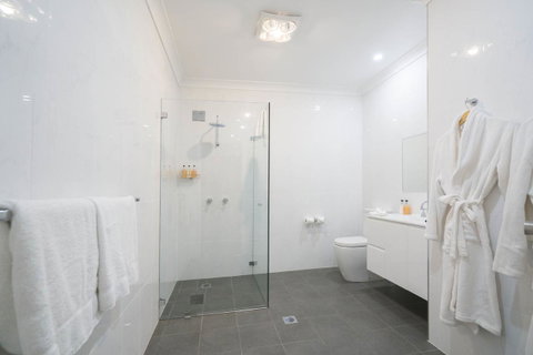 Thistle Hill Guesthouse - Walk To Many Wineries And Restaurants - Tourism Townsville 42