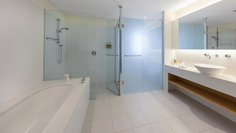 Oaks Cypress Lakes Resort - Tourism Townsville 7