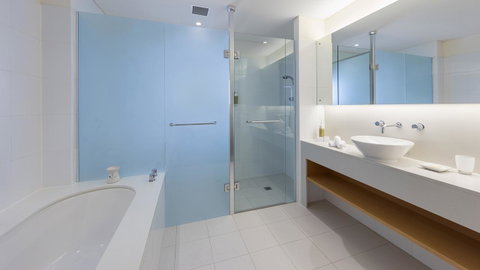 Oaks Cypress Lakes Resort - Tourism Townsville 13