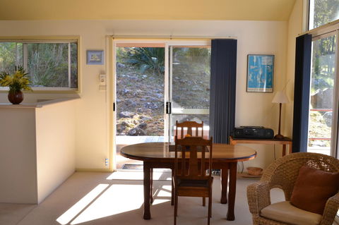 Bundle Hill Cottages - Tourism Townsville 42