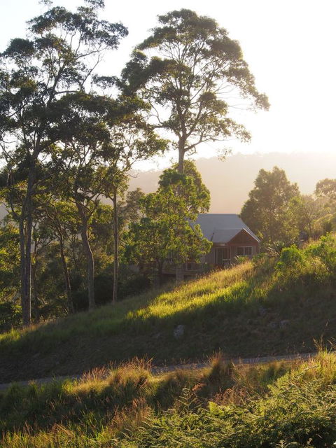 Bundle Hill Cottages - Tourism Townsville 0