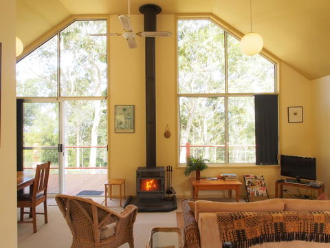 Bundle Hill Cottages - Tourism Townsville 18