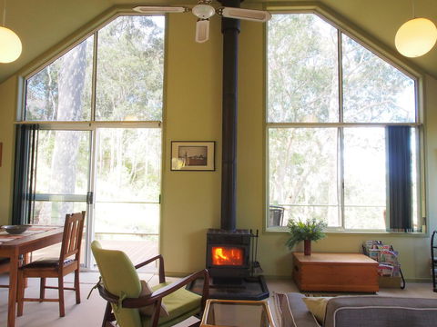 Bundle Hill Cottages - Tourism Townsville 13