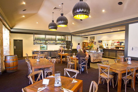 Potters Apartments - Tourism Townsville 36