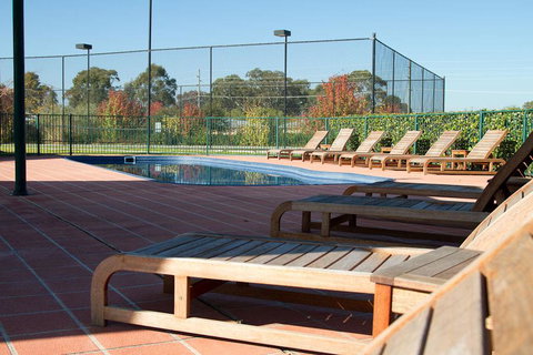 Potters Apartments - Tourism Townsville 5