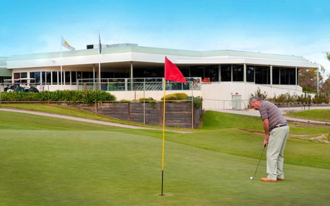 Comfort Suites Clubarham Golf Resort - Tourism Townsville 0