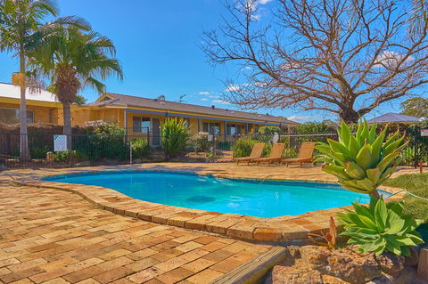 Hunter Oasis - Tourism Townsville 14