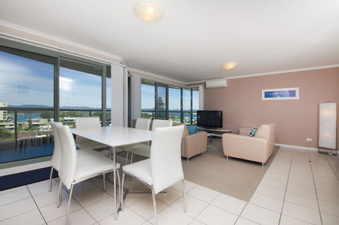 Sails Apartments - Tourism Townsville 4