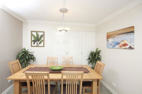 Sails Apartments - Tourism Townsville 20