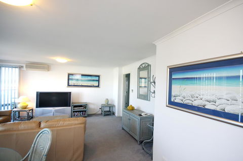 Sails Apartments - Tourism Townsville 23