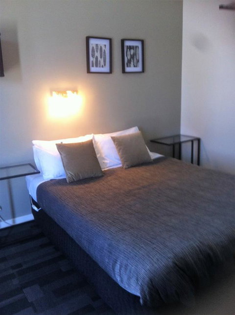 Altair Motel - Tourism Townsville 0