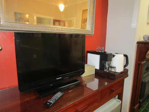 Boot Makers Cottage - Tourism Townsville 4