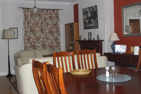 Boot Makers Cottage - Tourism Townsville 5