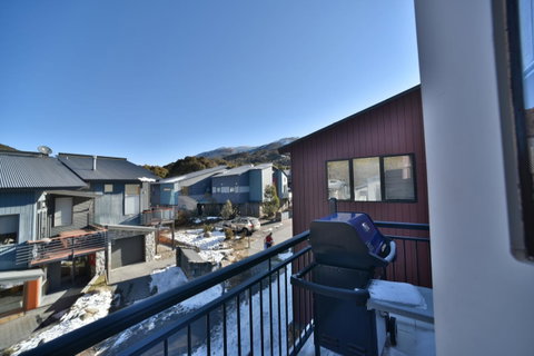 Aspen Creek 3 - Thredbo - Tourism Townsville 7