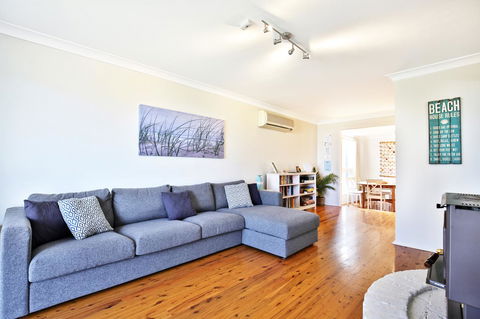 Hayes Beach House I Award Winner I 4 Mins To Beach - Tourism Townsville 9