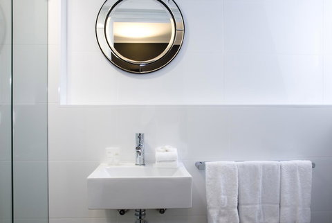 Hotel Challis Potts Point - Tourism Townsville 7
