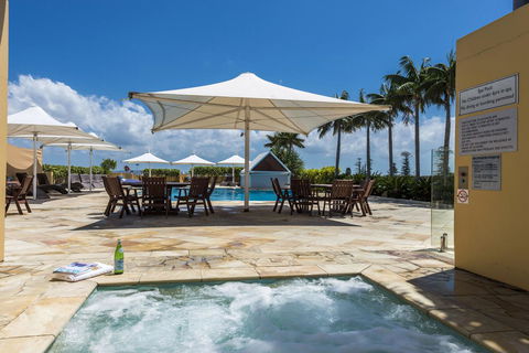 Oaks The Entrance Waterfront Suites - Tourism Townsville 20