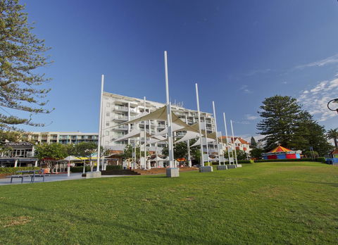 Oaks The Entrance Waterfront Suites - Tourism Townsville 22