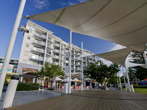 Oaks The Entrance Waterfront Suites - Tourism Townsville 7
