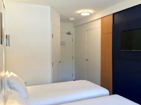 Ibis Budget - Gosford - Tourism Townsville 21