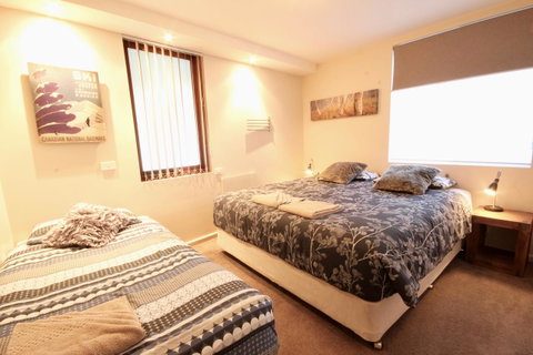 Full Circle Apartments - Tourism Townsville 8