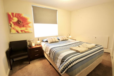 Full Circle Apartments - Tourism Townsville 9