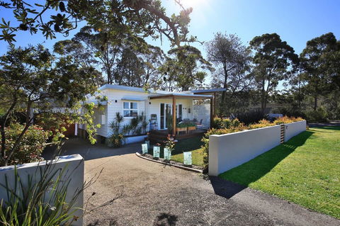 Jervis Bay Beach Shack I Pet Friendly - Tourism Townsville 15