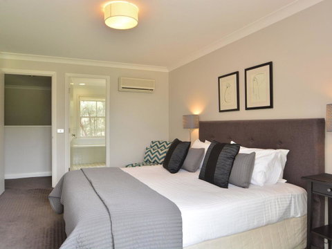 Villa 3br Margarita Villa Located Within Cypress Lakes Resort - Tourism Townsville 1