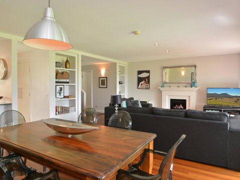 Villa 3br Margarita Villa Located Within Cypress Lakes Resort - Tourism Townsville 6