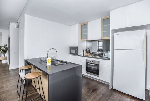 DD Apartments Fish Market - Tourism Townsville 6