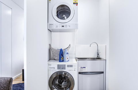 DD Apartments Fish Market - Tourism Townsville 19