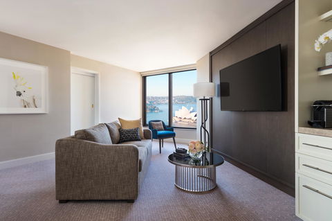 Four Seasons Hotel Sydney - Tourism Townsville 1
