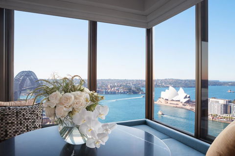 Four Seasons Hotel Sydney - Tourism Townsville 21