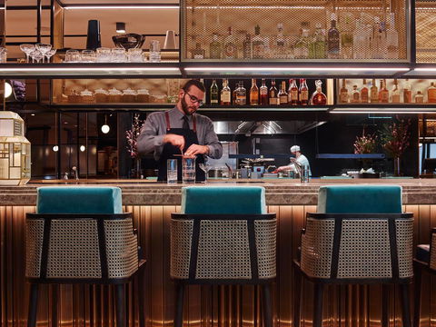 Four Seasons Hotel Sydney - Tourism Townsville 41