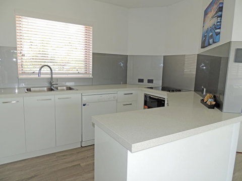 Charlesworth Bay Beach Resort - Tourism Townsville 9