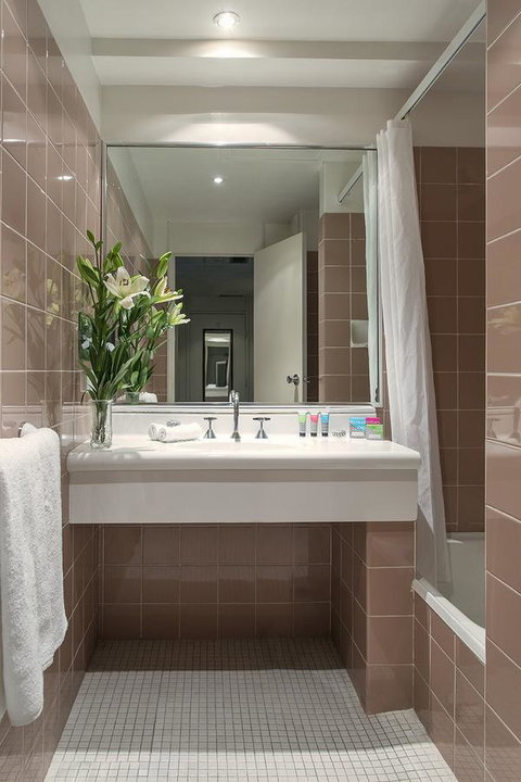 Macleay Hotel - Tourism Townsville 15