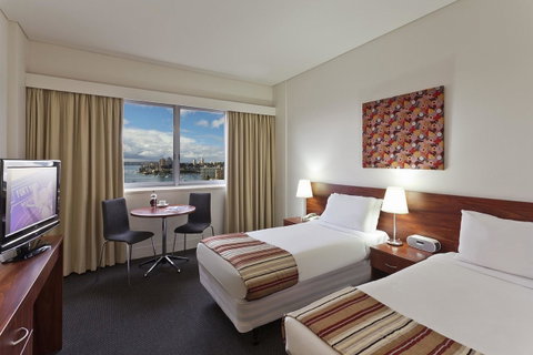 Macleay Hotel - Tourism Townsville 7