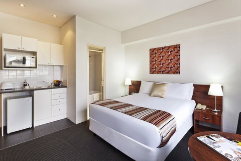 Macleay Hotel - Tourism Townsville 6