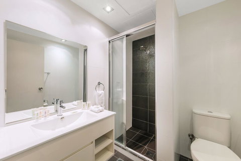 Macleay Hotel - Tourism Townsville 13