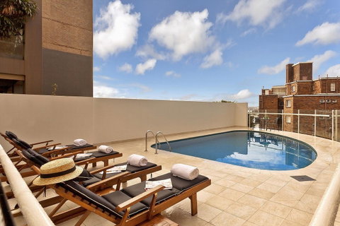 Macleay Hotel - Tourism Townsville 25