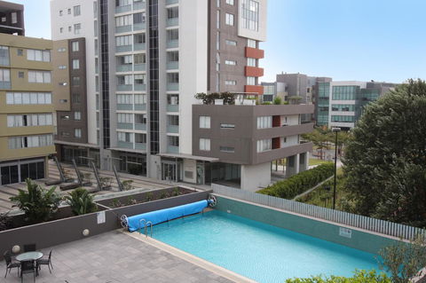 Honeysuckle Executive Apartments - Tourism Townsville 16