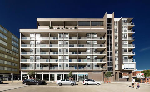 Honeysuckle Executive Apartments - Tourism Townsville 38